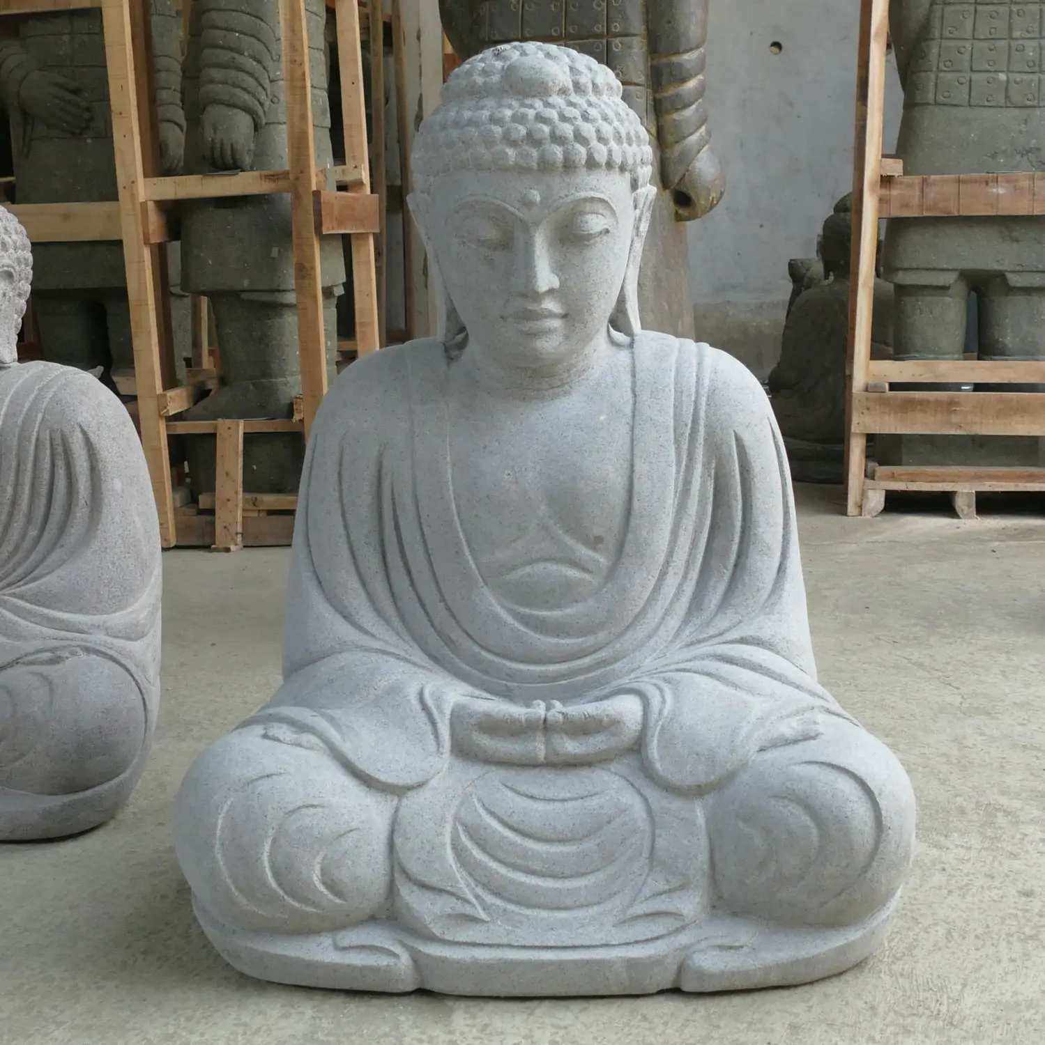  Product image 2 of the product “Seated Japanese Buddha made of Riverstone in Dhyana position - gesture of meditation, H. 86cm ”
